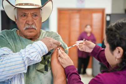 Culmina con éxito jornada de vacunación contra Covid, Influenza y Neumococo en Nuevo Laredo.