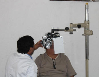 Nuevo Laredo fortalece atención médica en el CERESO con campaña de salud visual y geriátrica