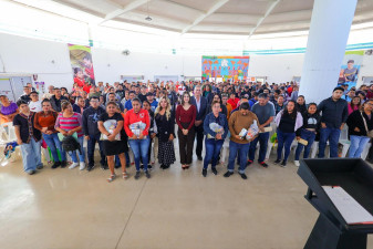 Acerca Alcalde Carlos Peña Ortiz oportunidades laborales para familias