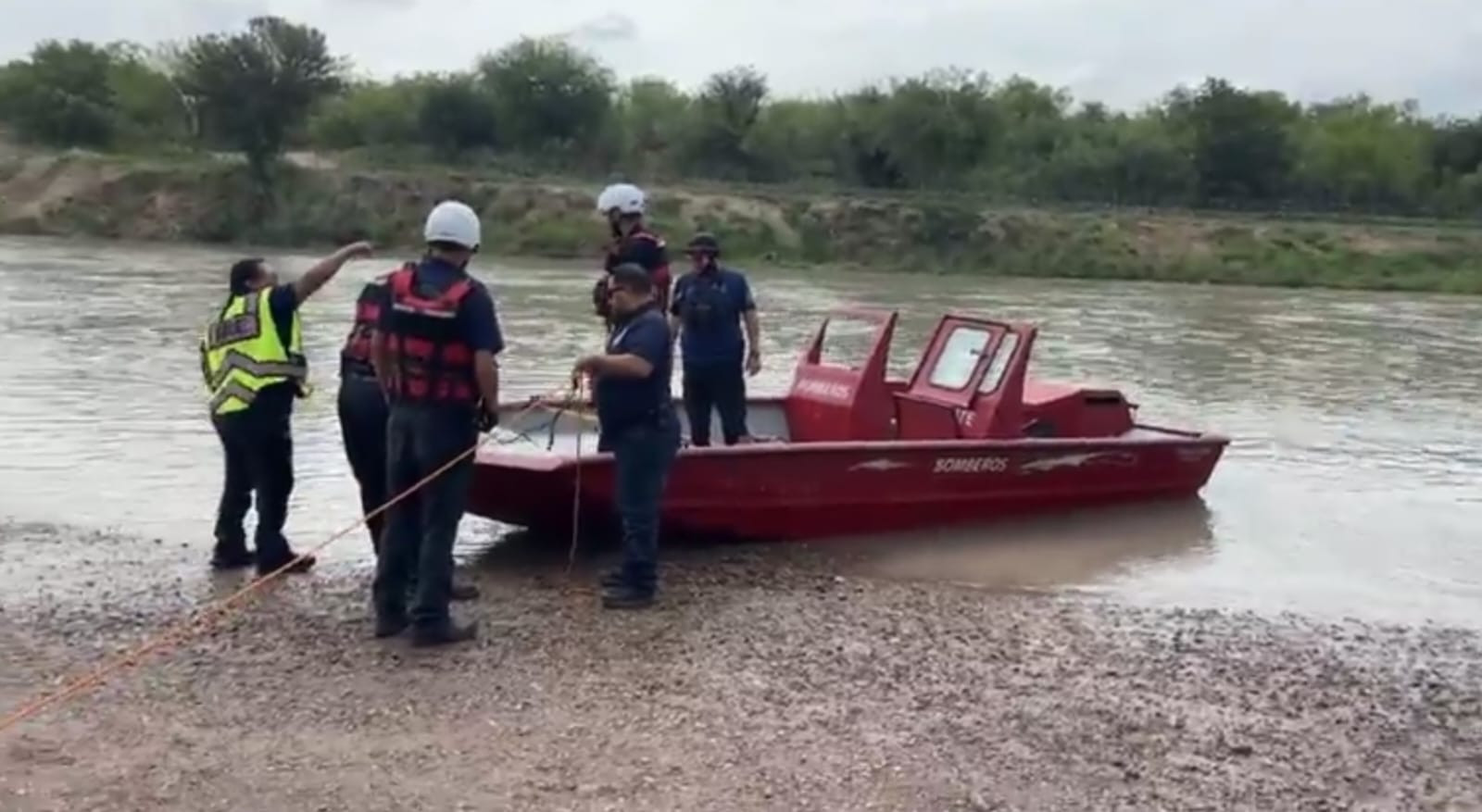 Desaparece menor en el Río Bravo, continúa búsqueda