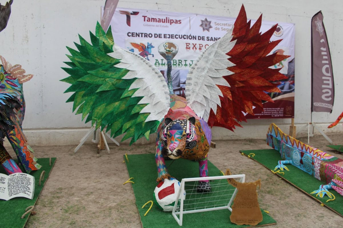 Participan CEDES Matamoros y Altamira en convocatoria nacional de elaboración de alebrijes mundialistas