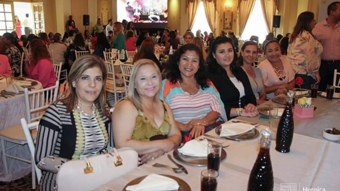 Celebran a madres del Ayuntamiento