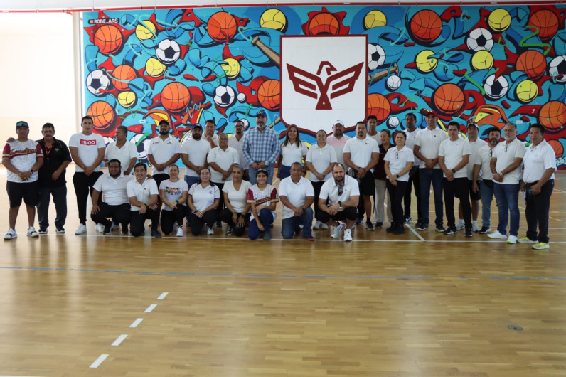 Se llevó con éxito el curso de capacitación de Beisbol 5 en el Polideportivo Reynosa