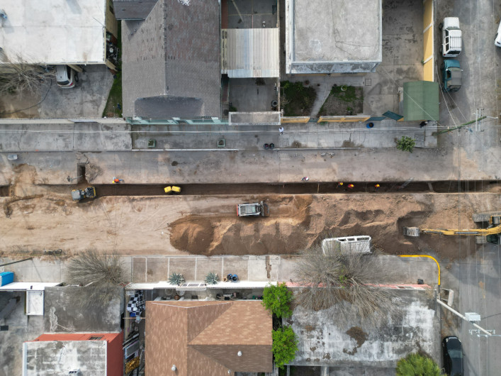 Avanza transformación de infraestructura hidráulica en Nuevo Laredo; supervisa alcaldesa Carmen Lilia Canturosas obras de drenaje  