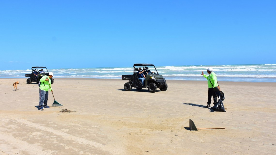 Incrementa playa Miramar su afluencia, resguardando la salud de sus visitantes