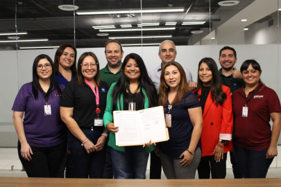 Firman convenio de colaboración Inmujer Nuevo Laredo y maquiladora Medline