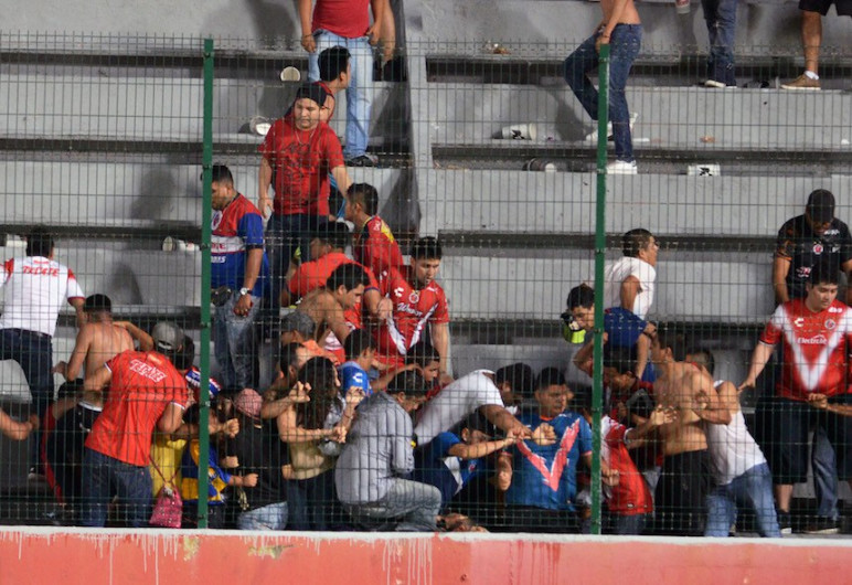 Abren investigación por violencia en el Veracruz-Tigres