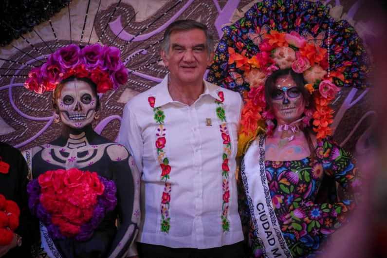 Gobierno y DIF Tamaulipas realizan cena con causa para apoyar con cirugías de cataratas