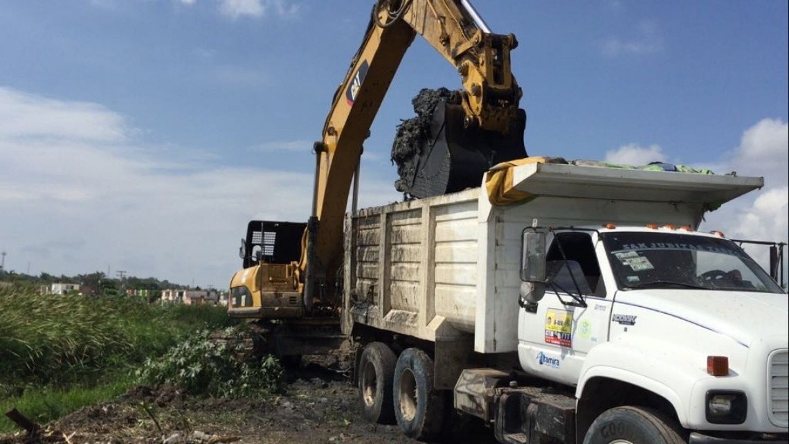 Obreros denuncian desplazamiento de mano de obra local