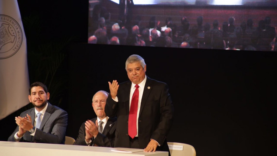 Chuchín rinde su primer informe de gobierno 