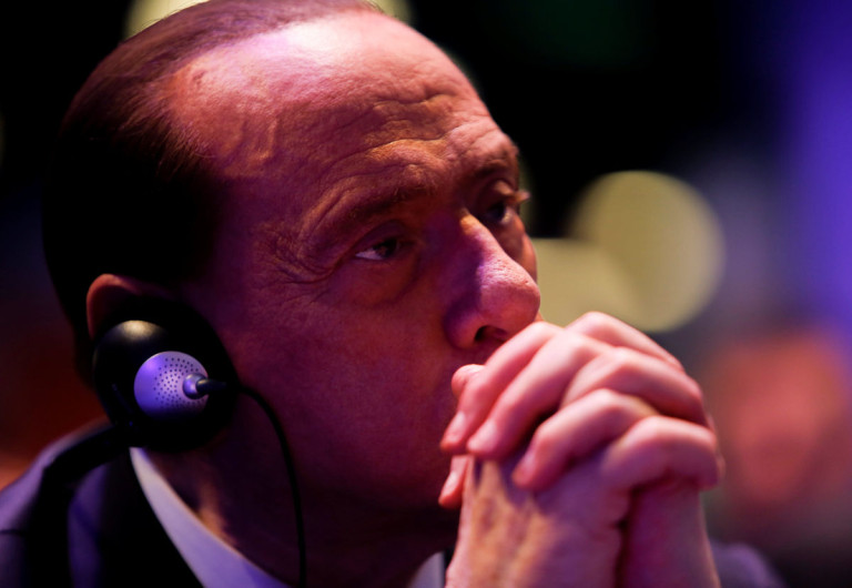 Nuevo juicio por corrupción para Berlusconi