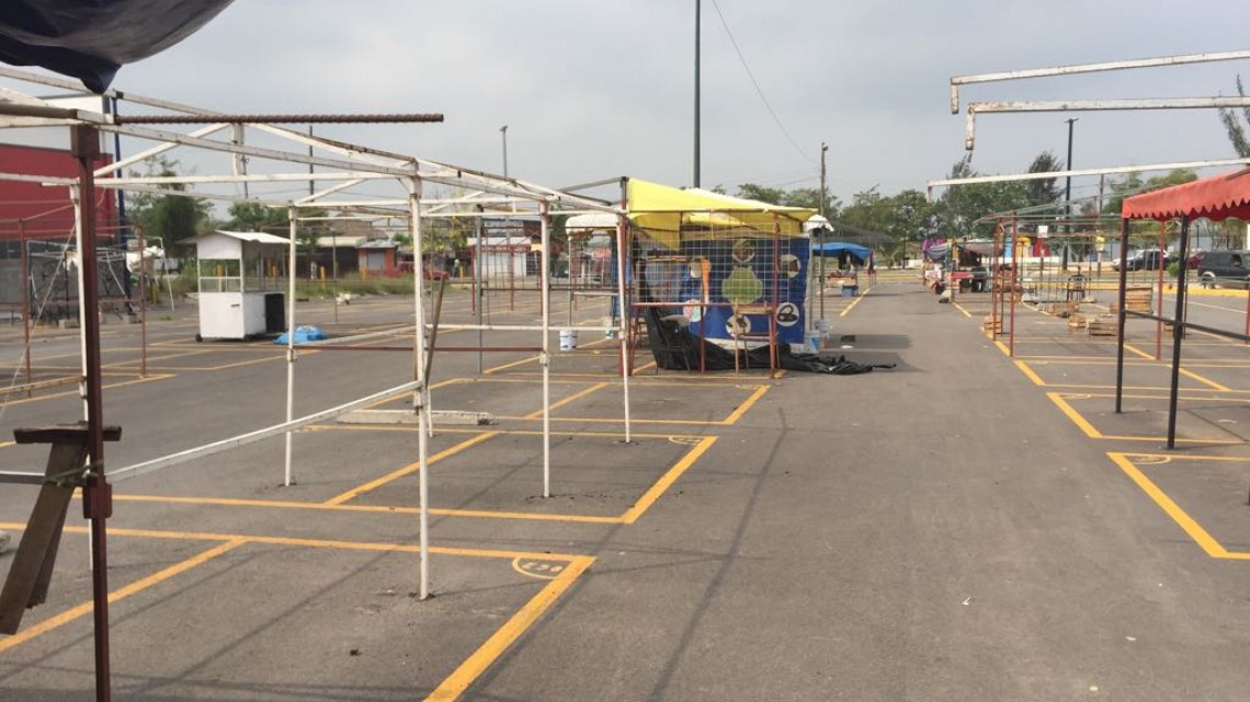 Comerciantes reubicados en crisis por bajas ventas