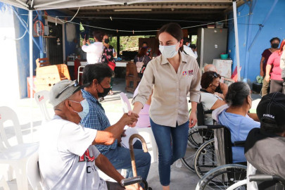 DIF Reynosa responde peticiones en colonia Villas del Roble