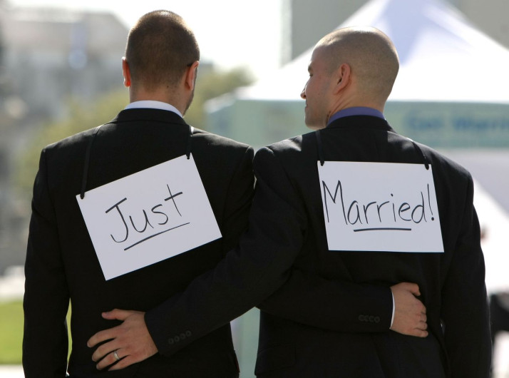 Juez reformará leyes para bodas homosexuales 
