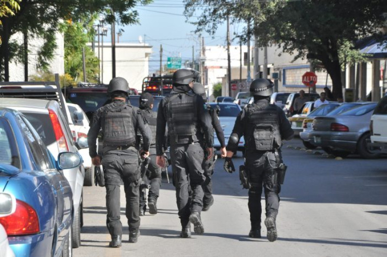 Buscan reclutar a estudiantes truncos para policías