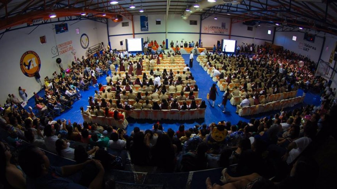Alcalde felicita graduados de Secundaria General #1
