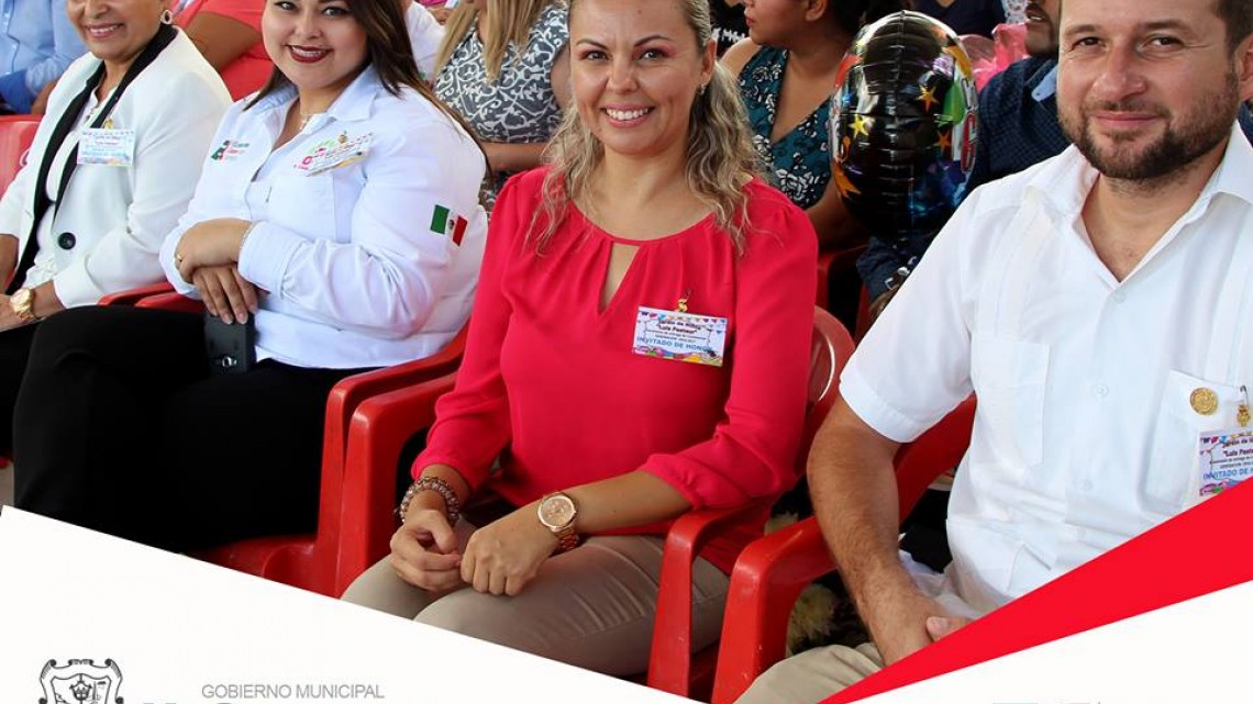 Entregan constancias en jardín de niños