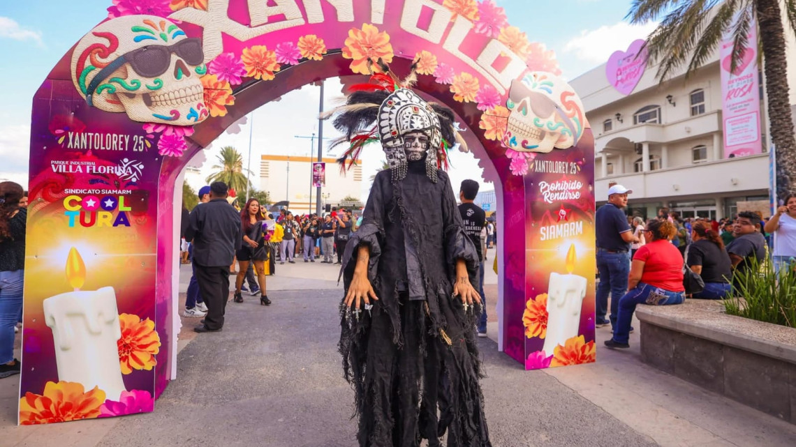 Festejó Alcalde “Xantolo 2025” con Subdirector del Instituto Nacional de Pueblos Indígenas y más de 10 Mil asistentes