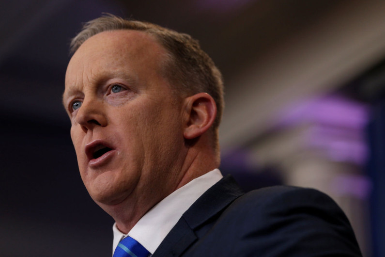 Piden al Congreso investigar presunto espionaje de Obama a Trump