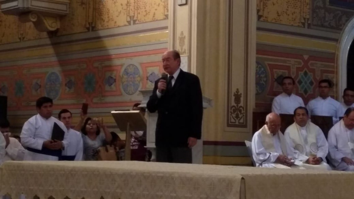 Dan último adiós al Obispo José Luis Dibildox Martínez