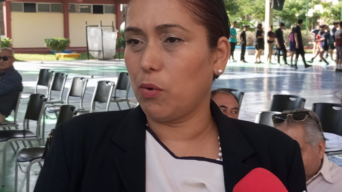 Reciben 25 familias tinacos subsidiados para almacenamiento de agua