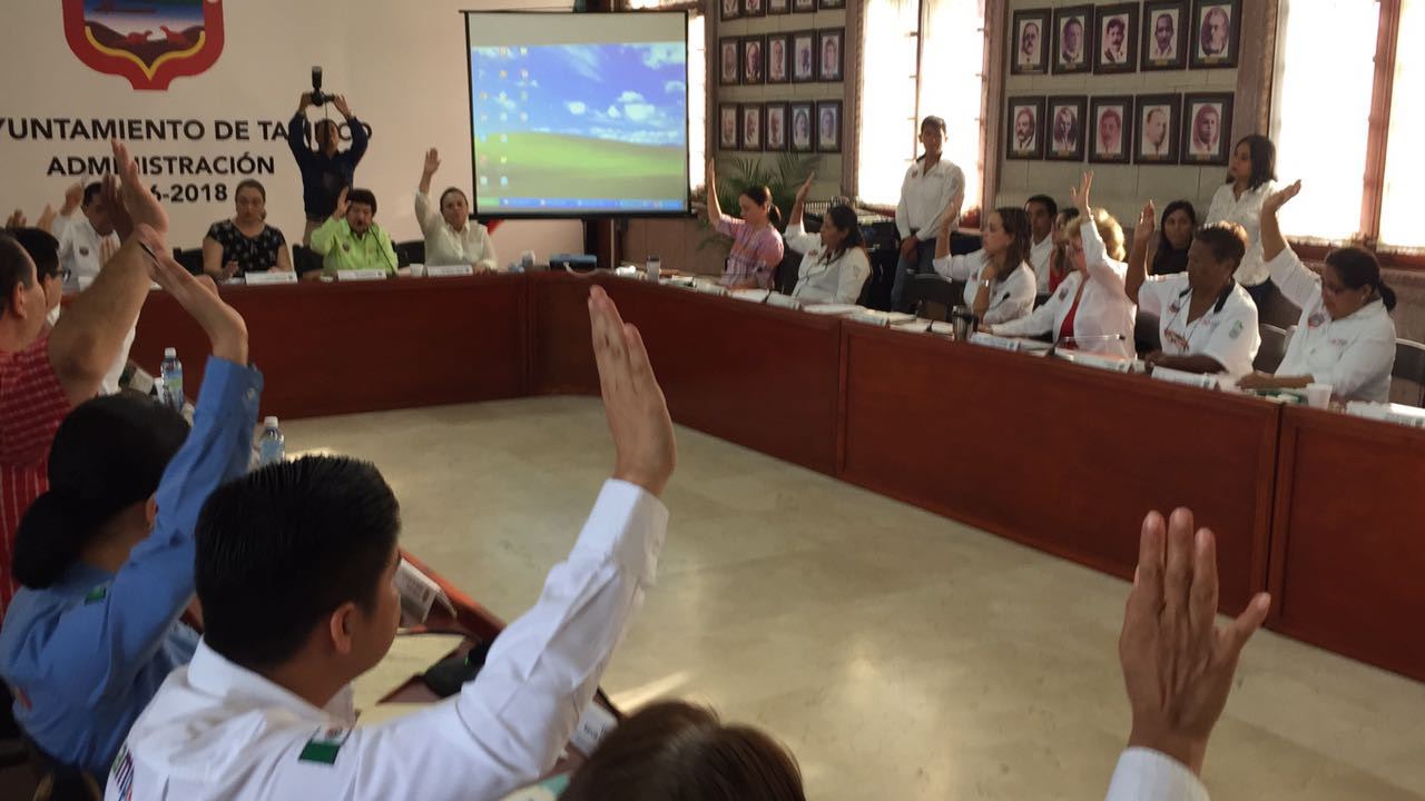 Aprueba Cabildo que empresa privada pavimente calle