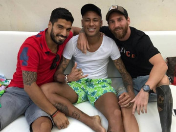 Messi trolea a Pique 