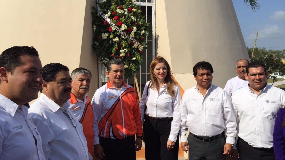 Maestros celebran su día con tradicional carrera 