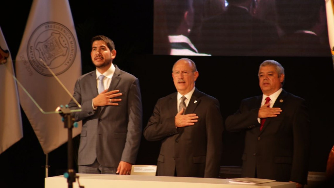 Chuchín rinde su primer informe de gobierno 