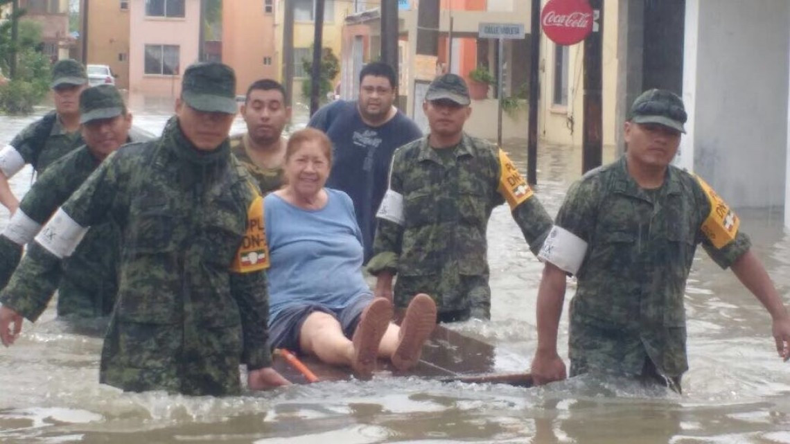 Auxilian 3 niveles de gobierno a damnificados del sur de Tamaulipas