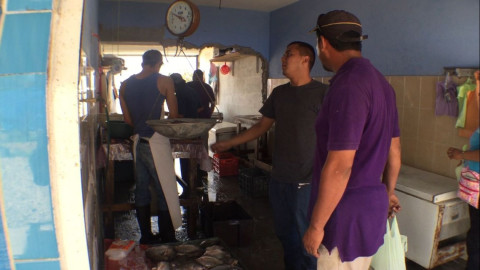 Mejoran las ventas en el mercado de mariscos