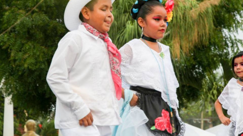 Se deleitan Altamirenses con actividades culturales