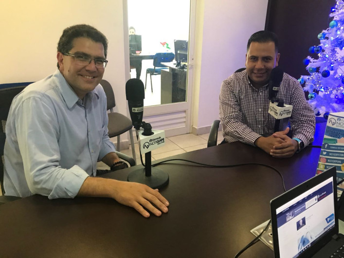 Rios Piter busca apoyo para Candidatura independiente