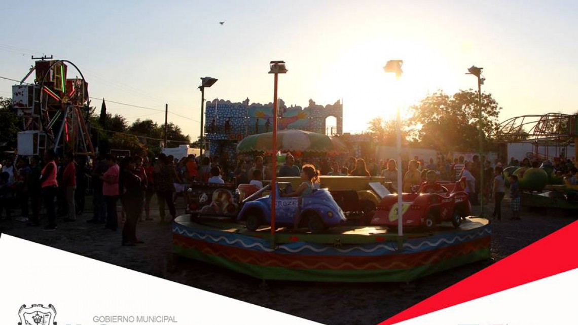 Llevan a cabo adelanto del festejo del "Día del niño"