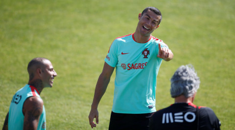 Selección de Portugal se prepara para partido contra México