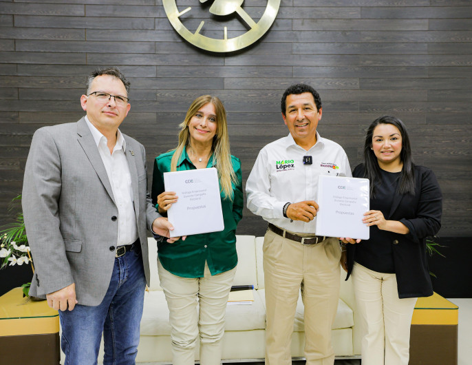 Escucharon empresarios matamorenses a Maki Ortiz y a Mario López 