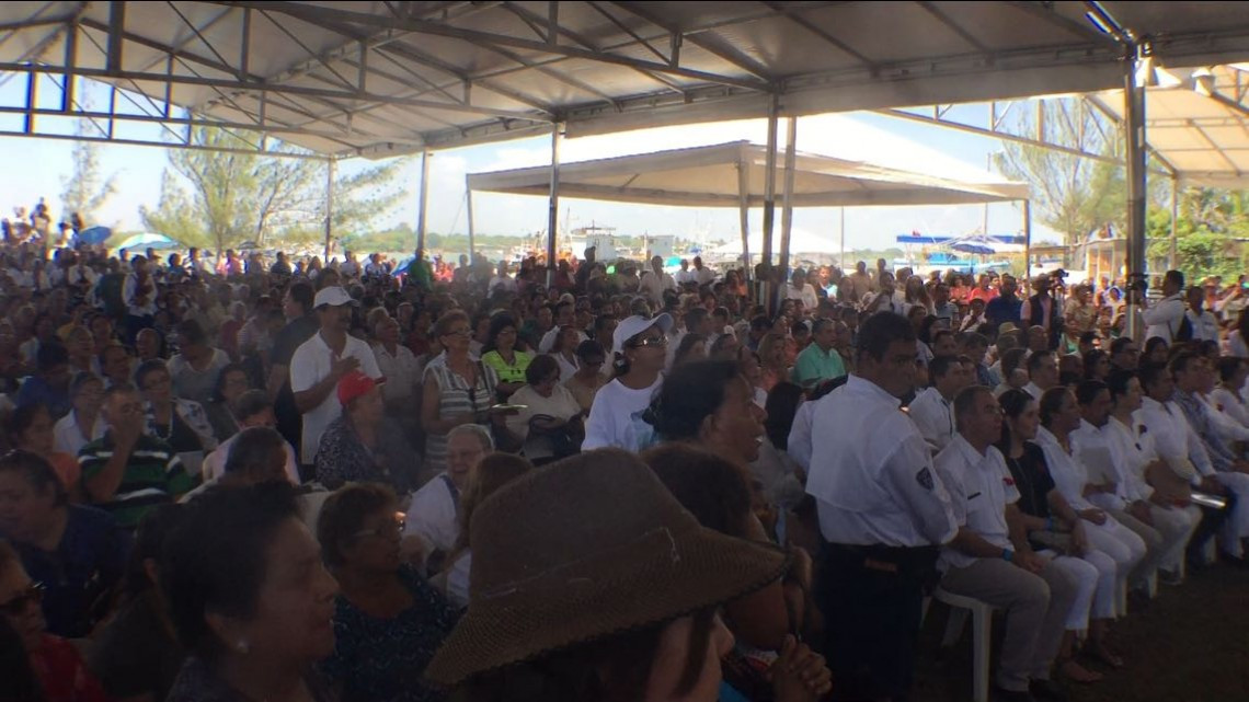 Celebran santa misa a la Virgen del Carmen