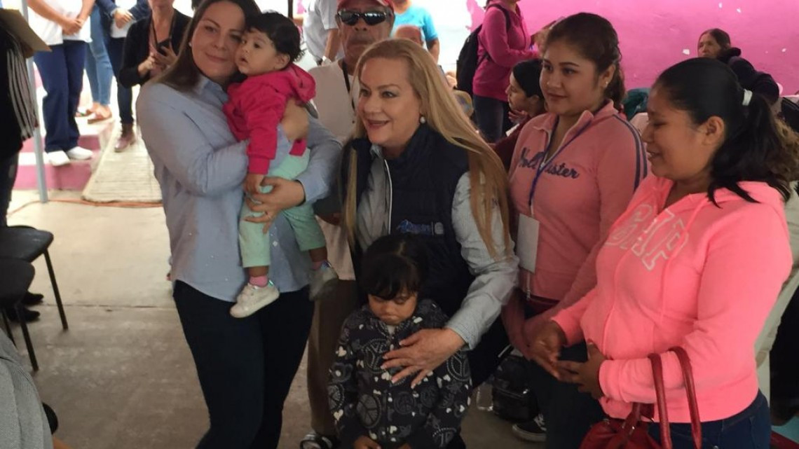 Familias son beneficiados con operación de cataratas y estrabismo