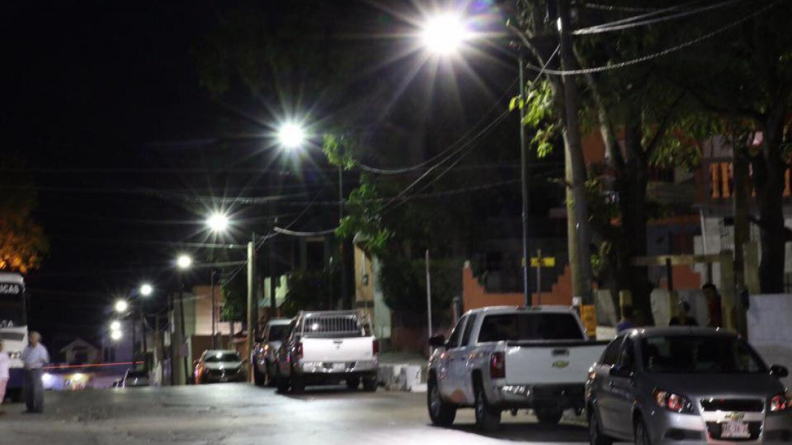 Trabaja Tampico para iluminar a la 100% la ciudad