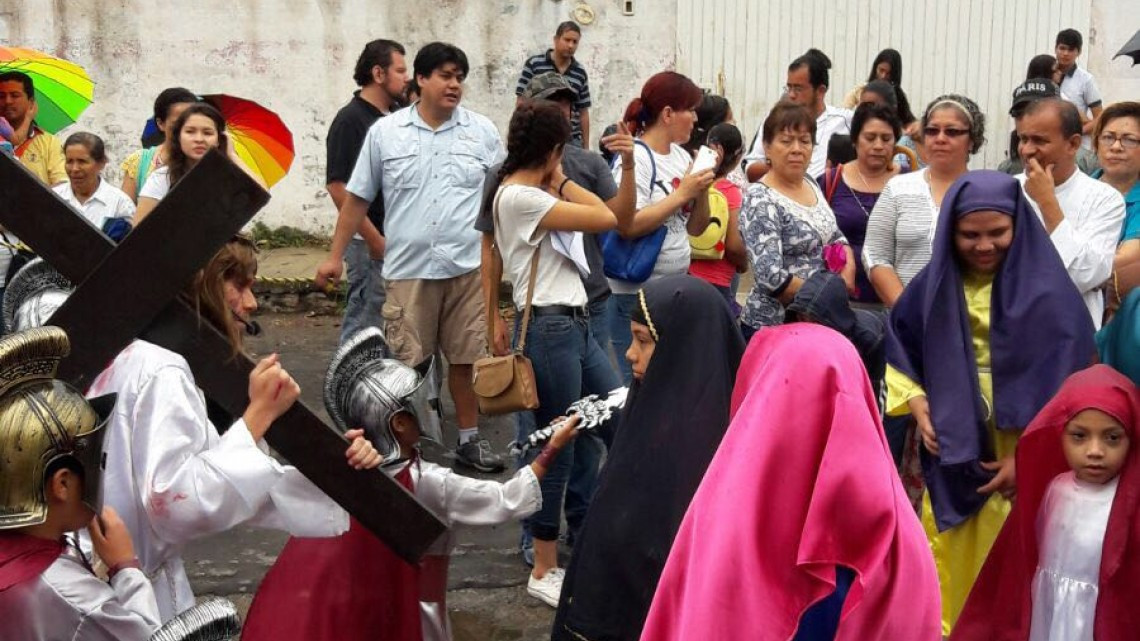 Realizan Viacrucis Infantil en  Iglesia de Ciudad Madero