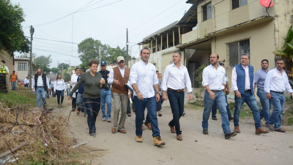 Lleva Chucho Nader Jornada de Orden y Limpieza a la Colonia Obrera
