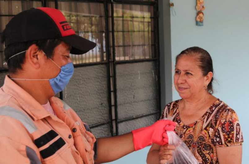 Entregan Gobierno de Altamira y DIF Municipal despensas casa por casa