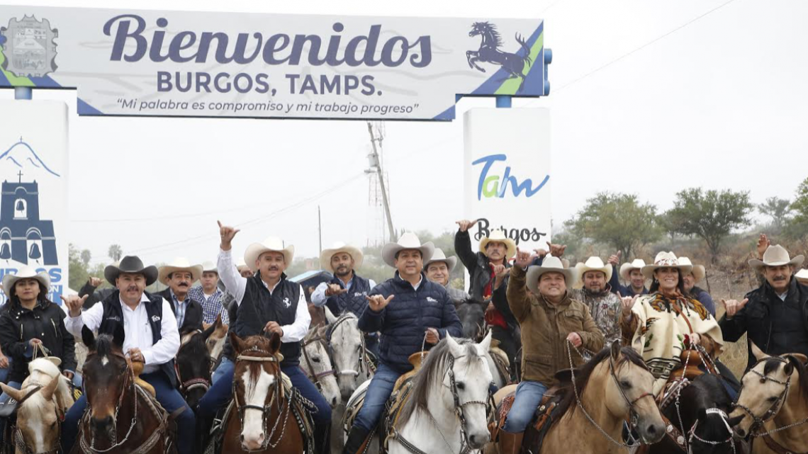 Gobernador entrega Parque de Bienestar en Burgos