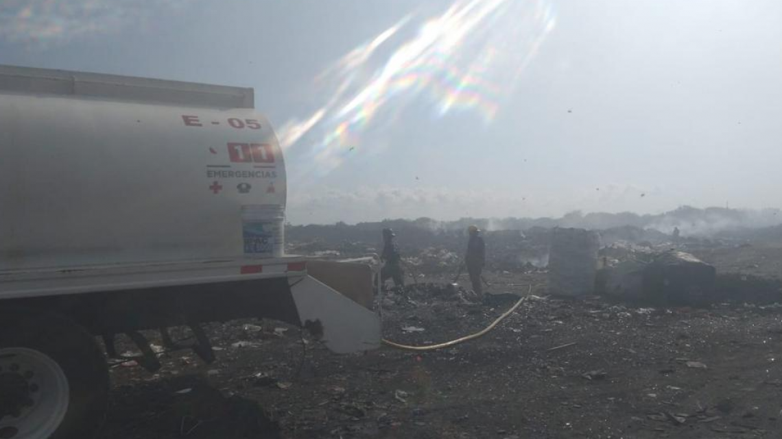 Atiende Protección Civil incendio de basurero Las Calabazas 