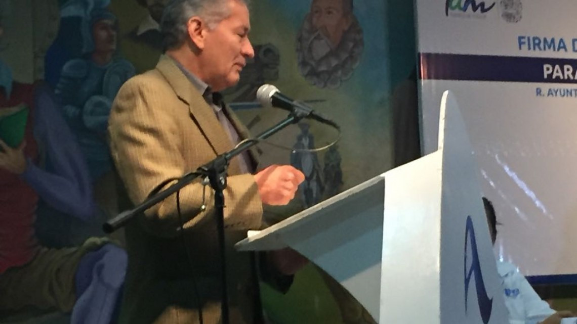 Firma municipio convenio Nacional Financiera