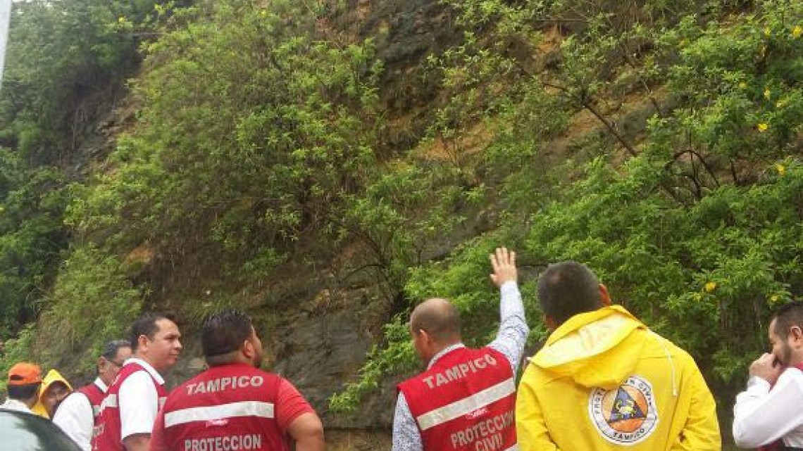 Tres mil familias que habitan cerros están en riesgo 