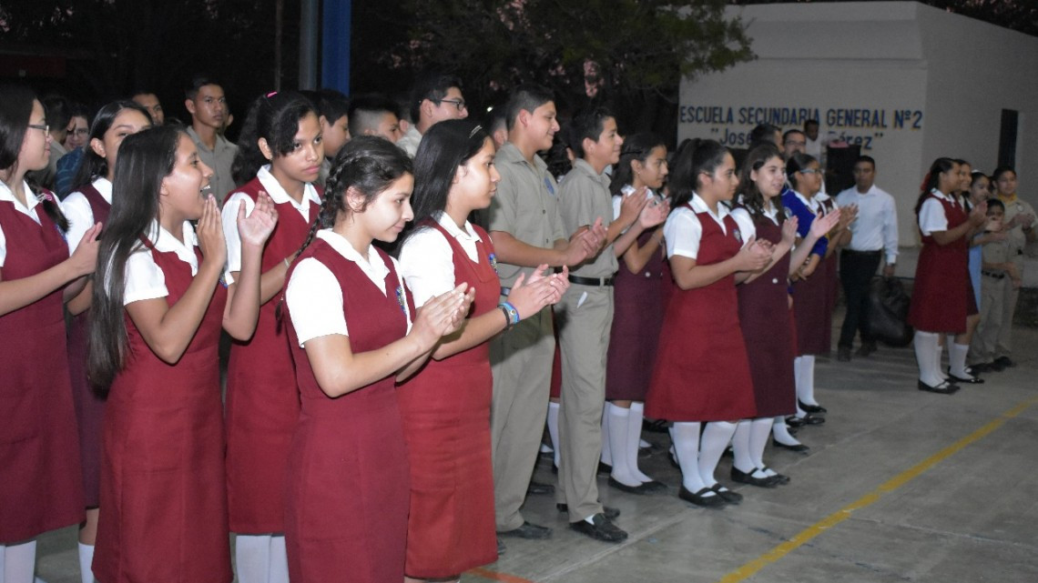 Donará Presidente Municipal 35 por ciento de su sueldo a escuelas