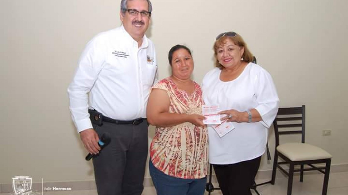 Realizan “Escuela Para Padres”