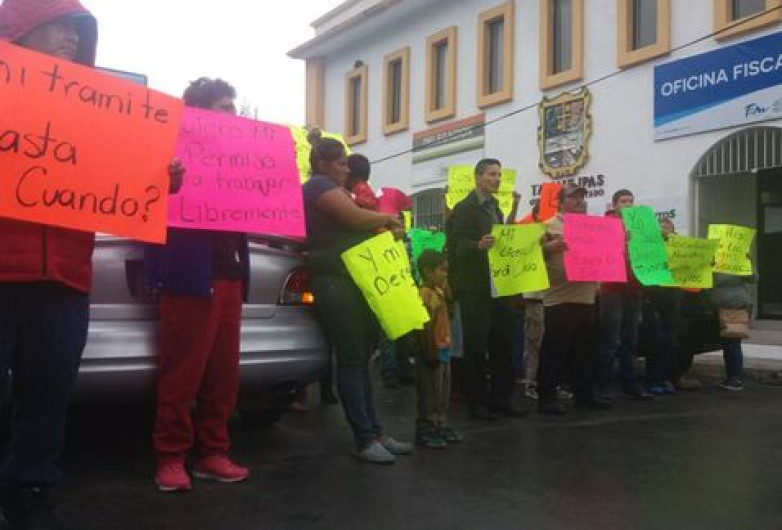 Hacen huelga por cierre de cantinas y bares 