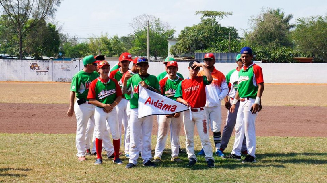 Alcaldesa de Altamira inaugura Campeonato Estatal de Beisbol 